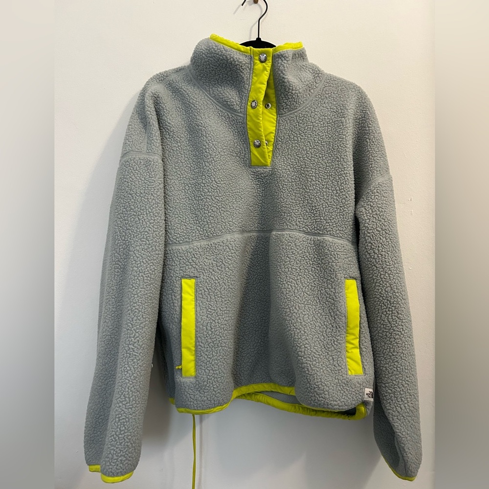 The North Face Quarter Snap Fleece